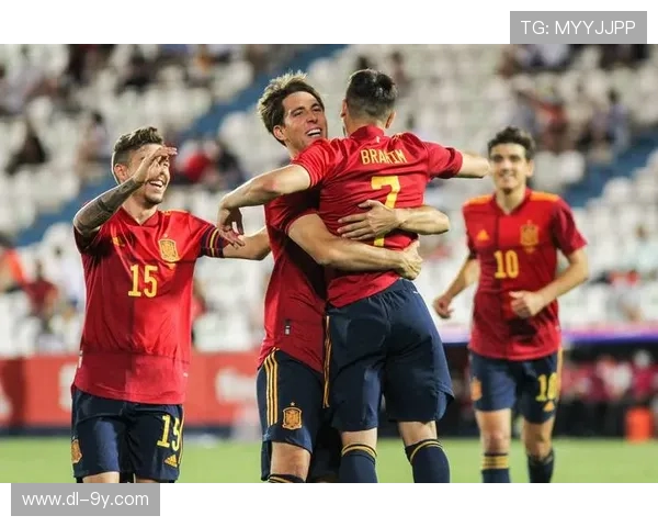 激情碰撞绿茵场，足球赛场上演梦幻对决，球迷热情澎湃齐声呐喊